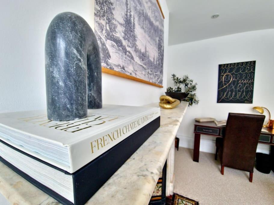 The Stray Adjacent, Interior-Designed 2-Bed Apartment- Luxury Харрогейт Экстерьер фото